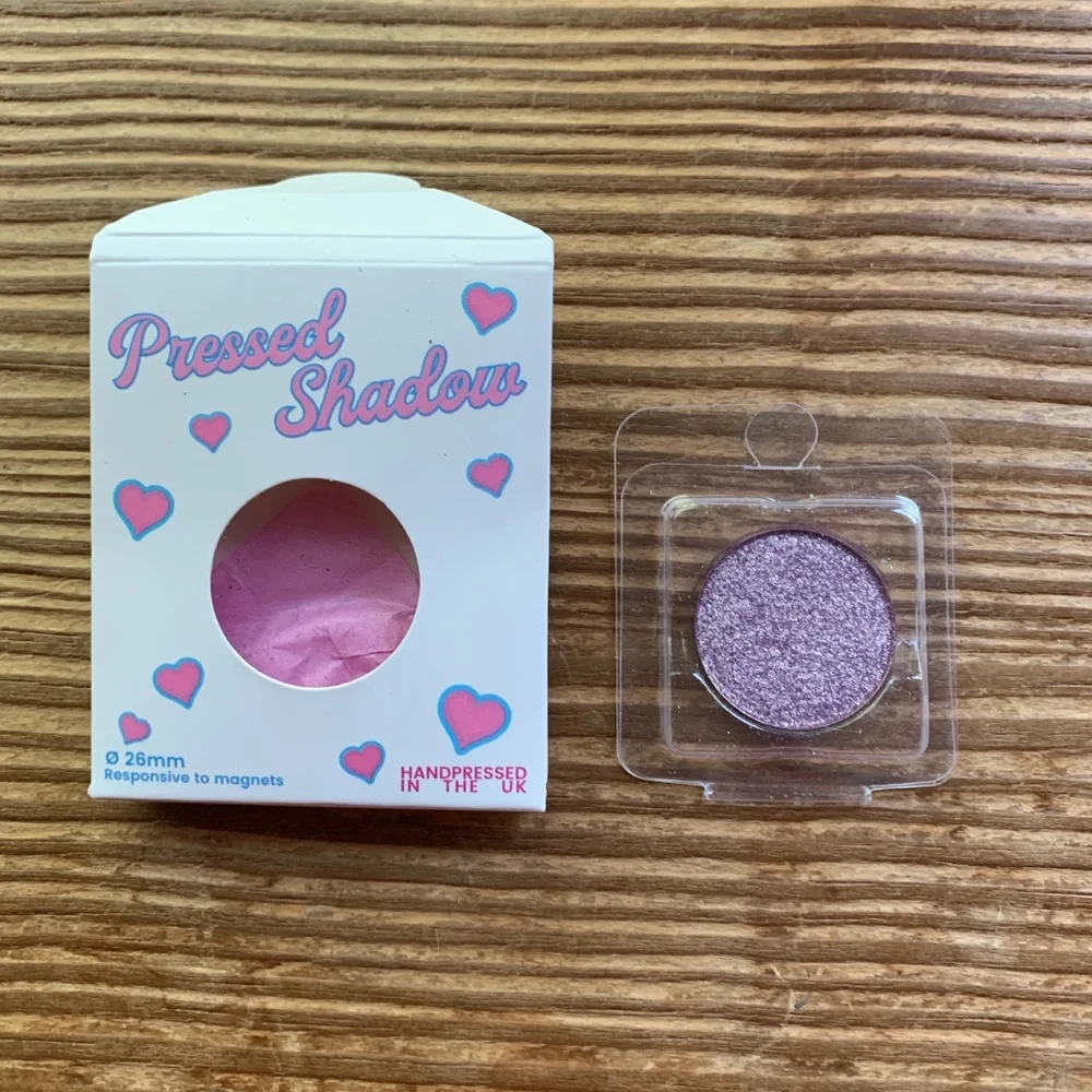 💰3/$30💰New Lilac Rose Pastel Roses UK Eyeshadow